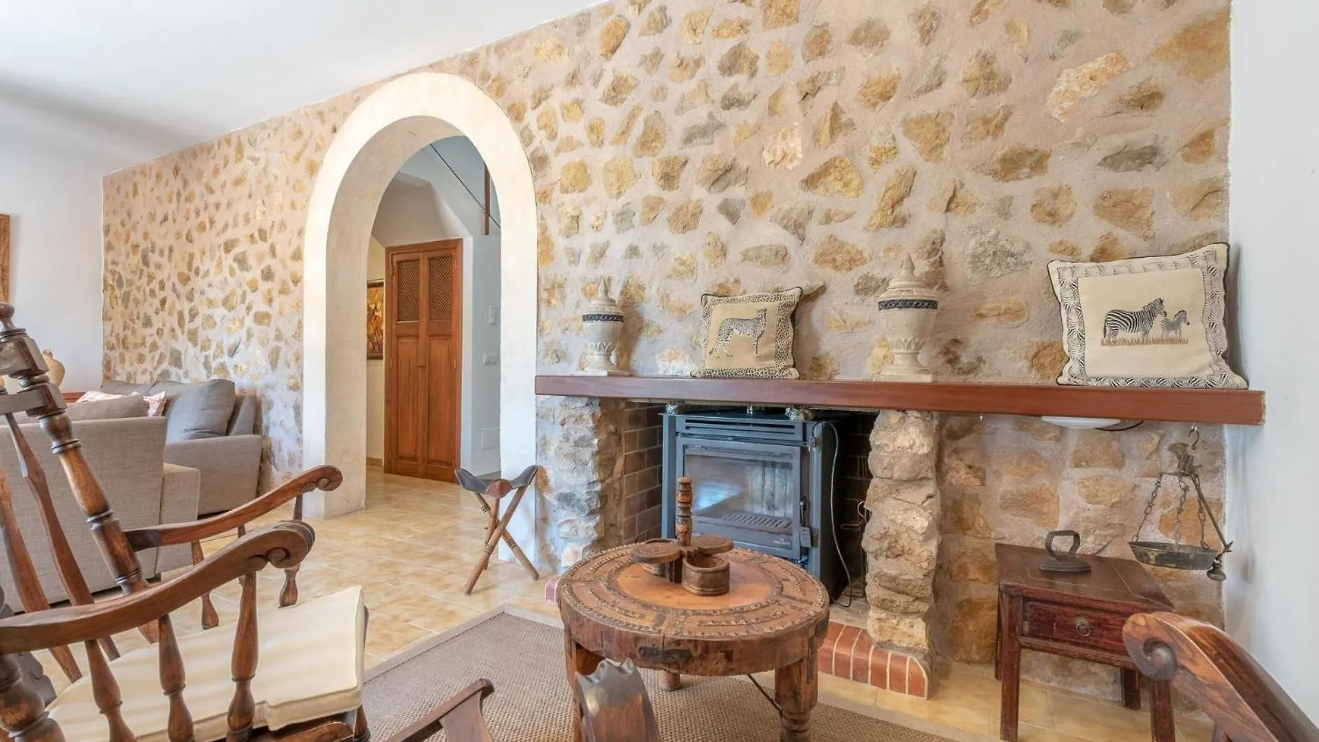 Ferienhaus Mit Privatpool Fuer 10 Personen Ca 284 Qm In San Lorenzo De Cardessar, Mallorca Suedostkueste Von Mallorca Sant Llorenc Des Cardassar